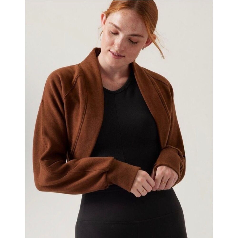EUC Athleta Retroplush Wrap Crop Cardigan Sweatshirt w/ Thumbholes Brown XS